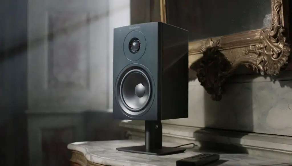 dynaudio xeo 10 speaker feature image