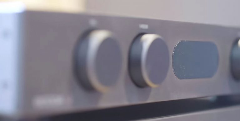 Can a Headphone Amplifier Make Cheap Earbuds Sound Better? An Expert Explains