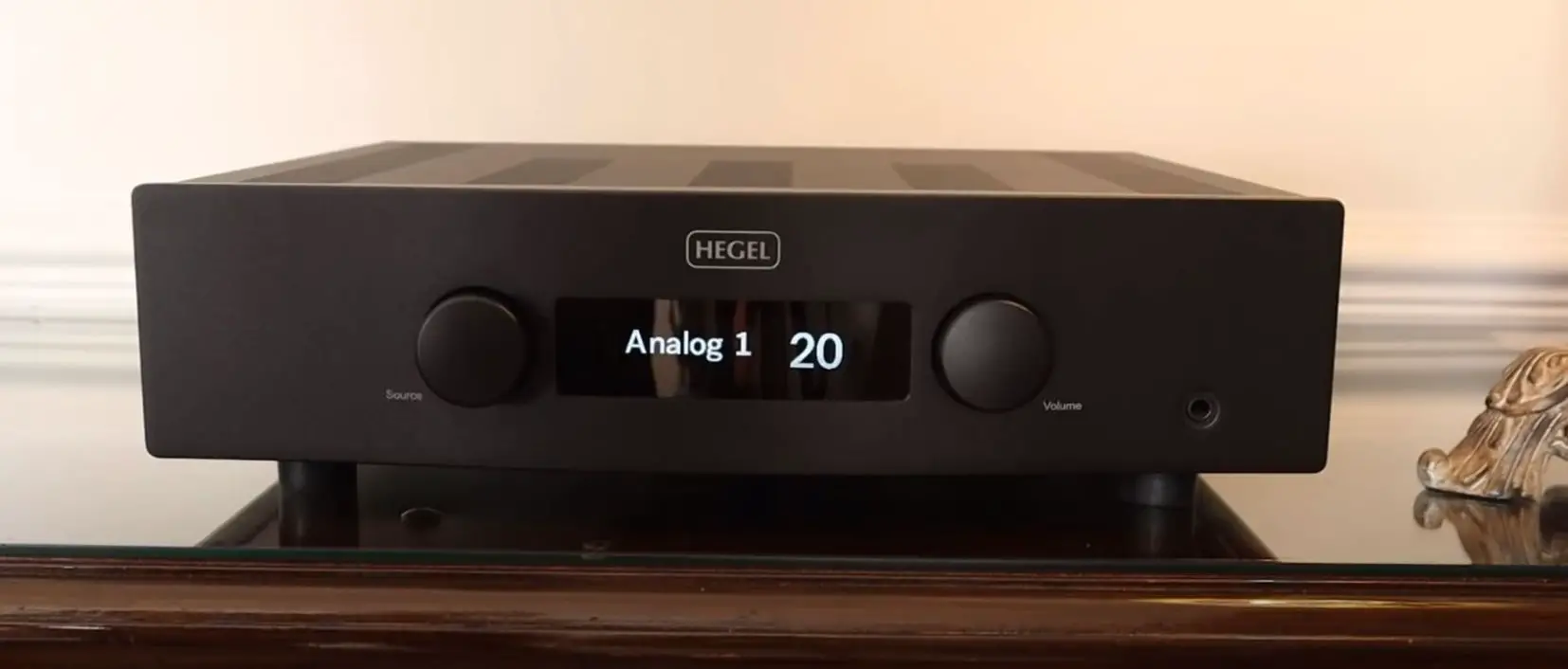 Hegel H390 Integrated Amplifier