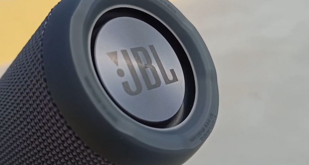 JBL Flip Essential Portable Bluetooth speaker