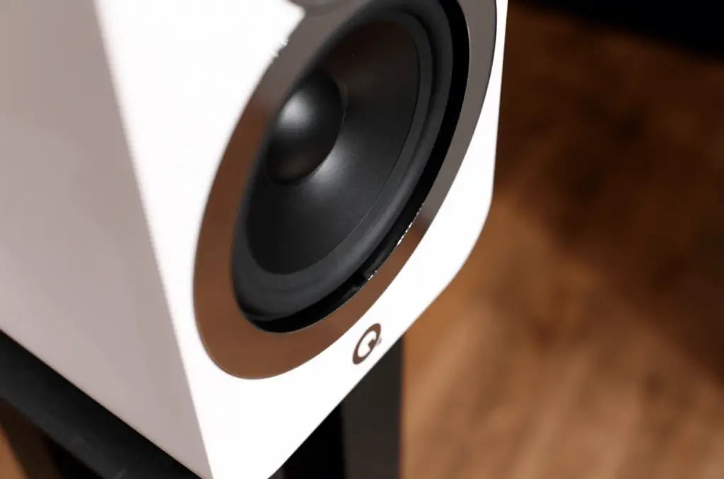 Q Acoustics 3030i desktop speaker