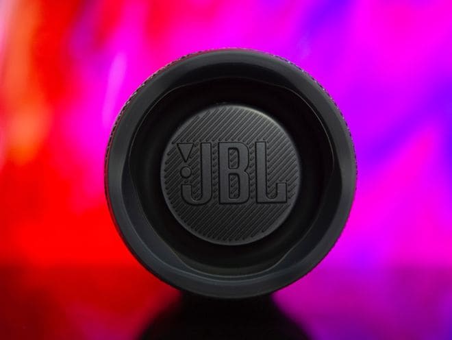 JBL Charge Essential 2 review image 8